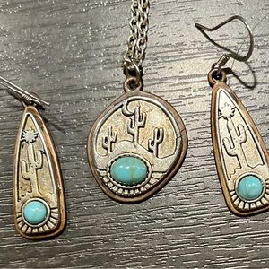 Arizona Jewelry Set of Necklace and Earrings on 925 Silver with Turquoise stone.